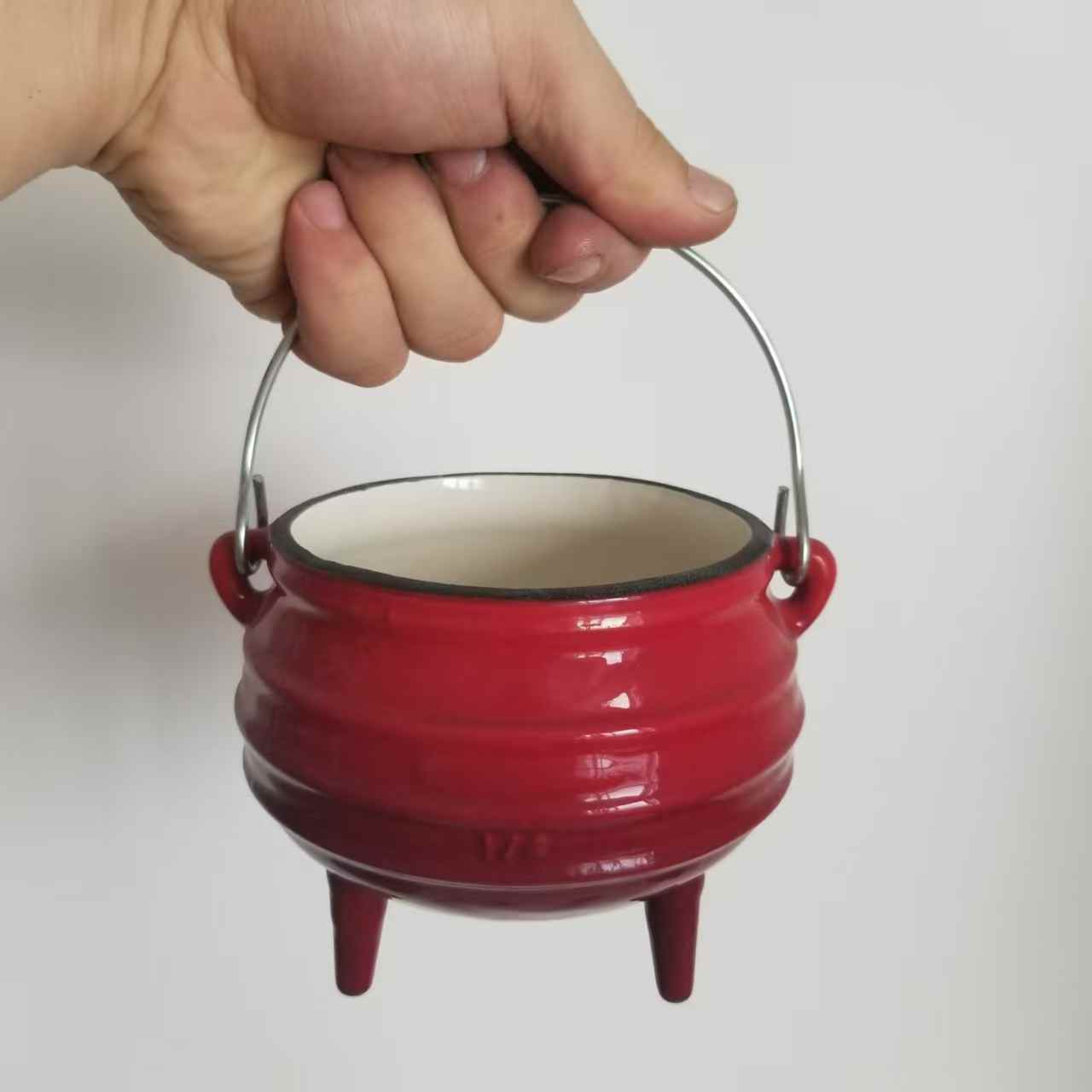 Gusseiserner Emaille-Topf mit  – Camp Dutch Oven Cast Bewertung und Preis